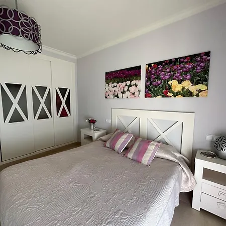 Casa De Diseno Con Jardin Cerca De Cordoba