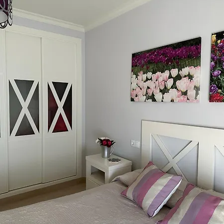 Holiday home Casa De Diseno Con Jardin Cerca De Cordoba *