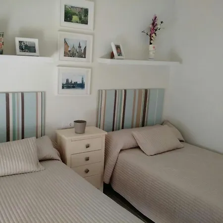 Casa De Diseno Con Jardin Cerca De Cordoba Holiday home