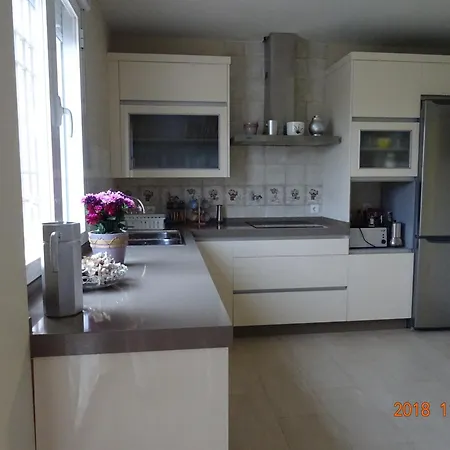 Holiday home Casa De Diseno Con Jardin Cerca De Cordoba *