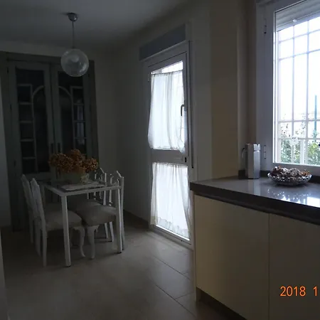Casa De Diseno Con Jardin Cerca De Cordoba