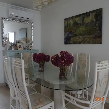 Casa De Diseno Con Jardin Cerca De Cordoba Holiday home San Sebastian de los Ballesteros